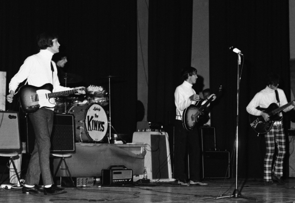 Los Kinks en 1966