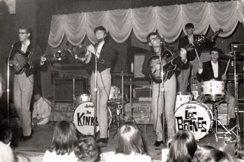 Los Botines, con Camilo Sesto al frente, de teloneros de los Kinks